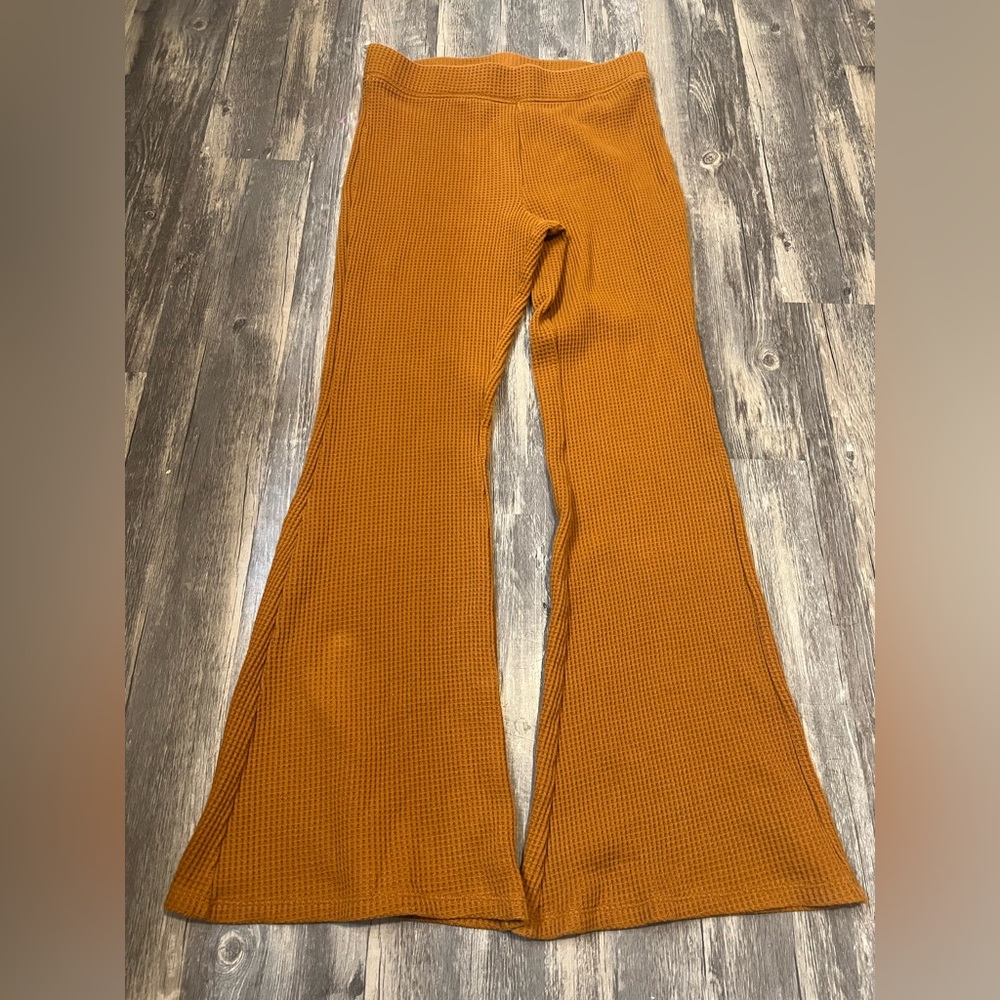 Aerie Waffle Knit Wide Leg Flare Pants in Rust Pull On Loungewear Comfy Cozy - Picture 3 of 7